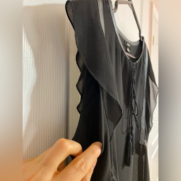 Rudsak Sheer Ruffled Sleeveless Tassel Faux Leather Black Blouse Size Medium - Picture 5 of 10